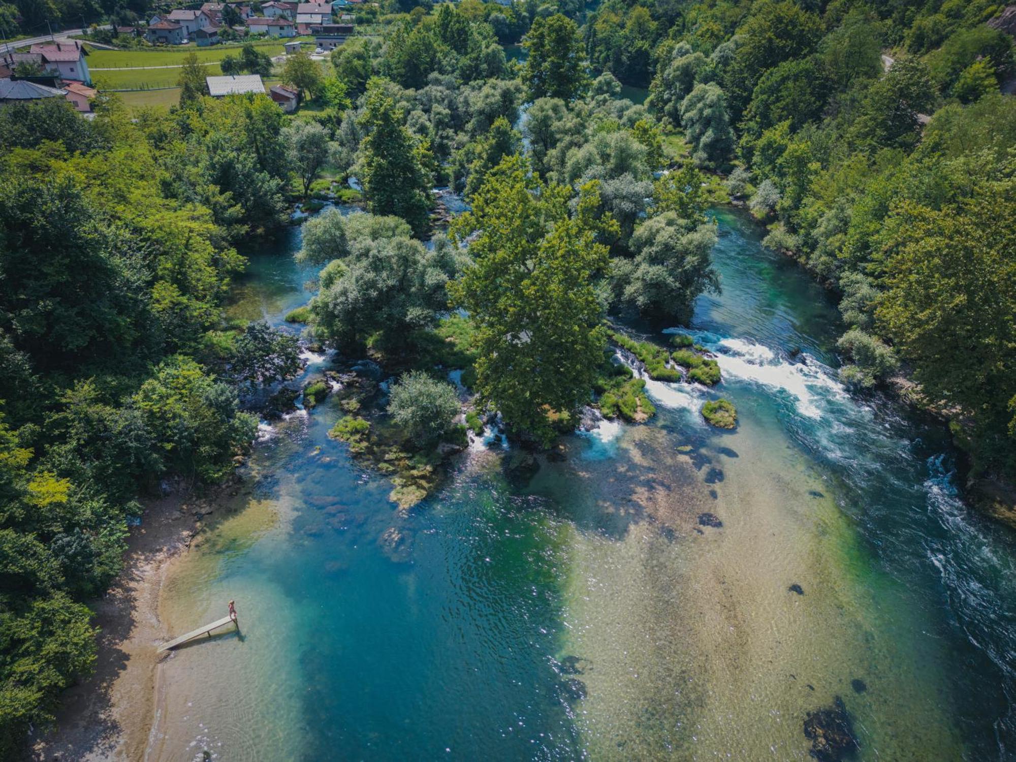 Hotel Tazz - River Front Oasis Collection Бихач Экстерьер фото